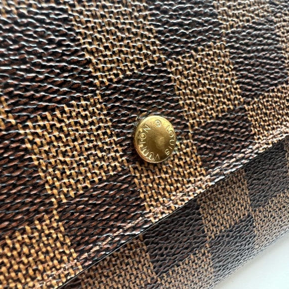 LV Damier Sara Wallet✨✨ - Picture 5 of 17